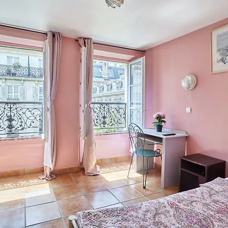 Le Petit Borda Hotel
