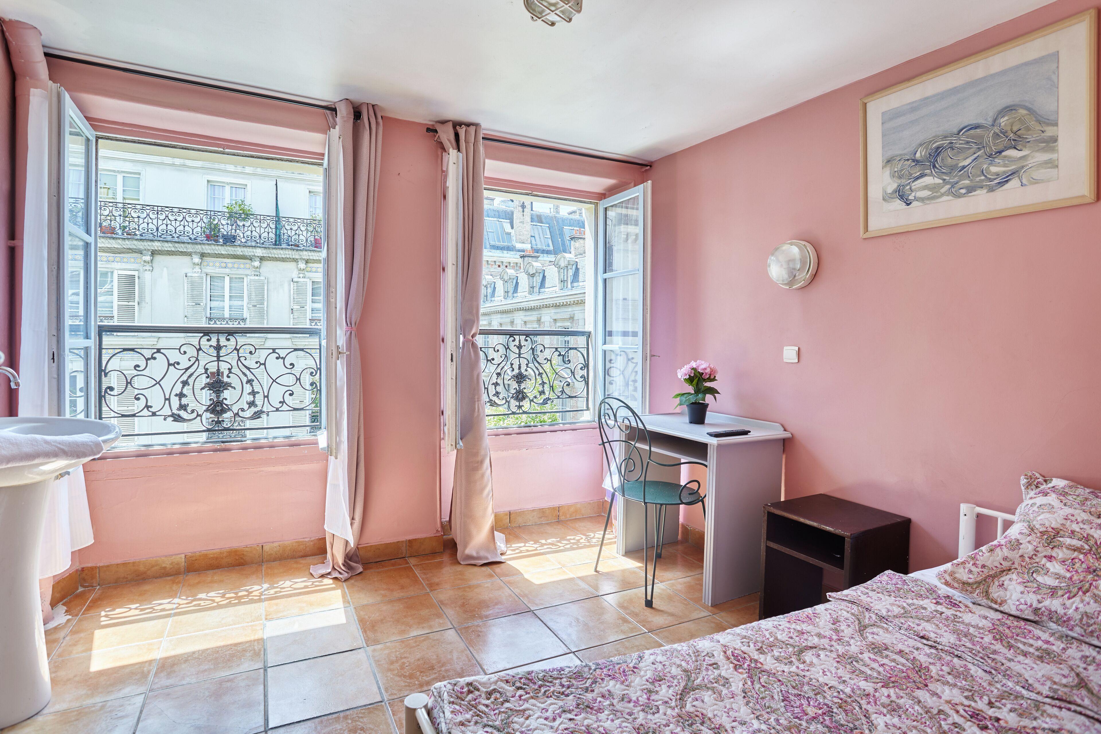 Le Petit Borda Hotel
